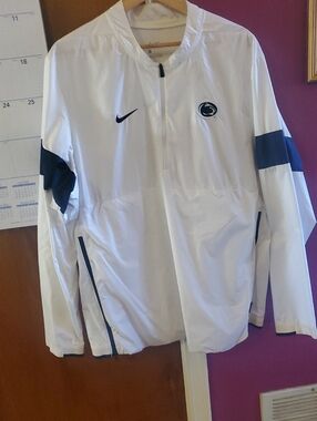 Nike White and Navy Men’s Half-Zip Windbreaker with Penn State Logo